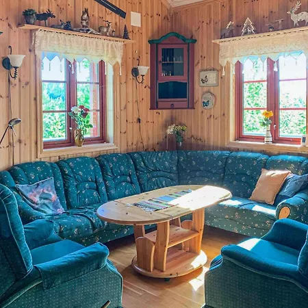 Stunning In Setskog With Kitchen Дом отдыха Vortungen